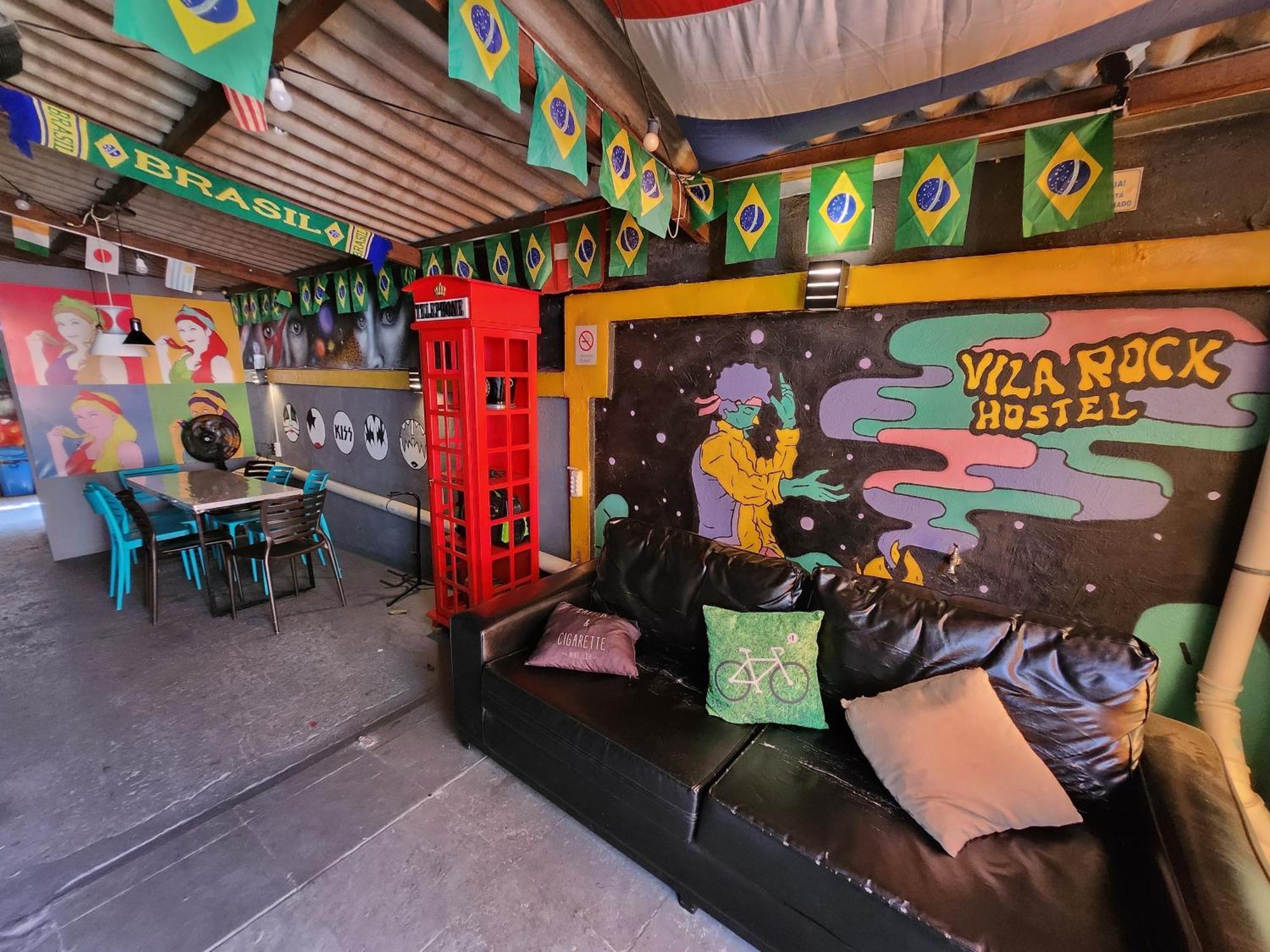 Vila Rock Hostel: Central Location Near Allianz Parque Sao Paulo Exterior photo